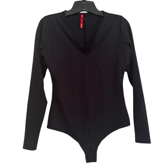 Spanx Basic Black Bodysuit - Picture 1 of 6